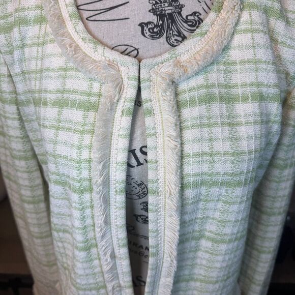 St. John Collection Green Knit Tweed Blazer Jacket Fringe Hem Single Clasp Sz 8 - Picture 2 of 12